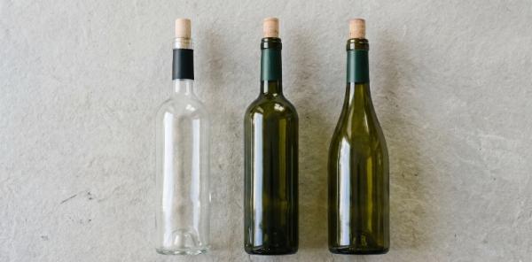 Wine Bottles for UK Wineries: A UK Buyer's Guide